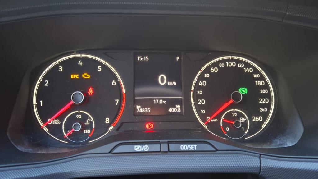 VOLKSWAGEN T-Cross - Foto