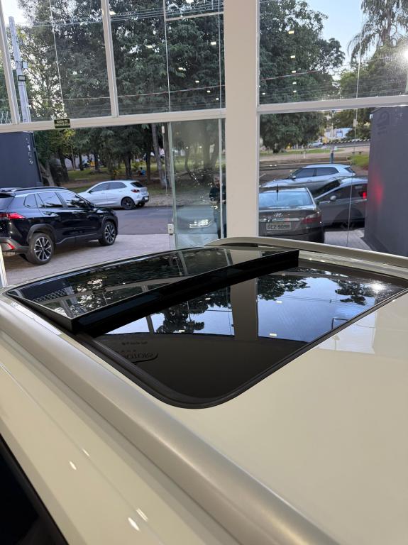 VOLKSWAGEN T-Cross - Foto