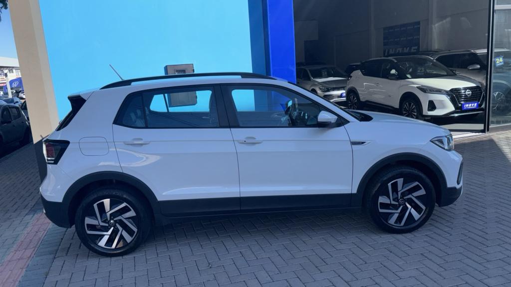 VOLKSWAGEN T-Cross - Foto