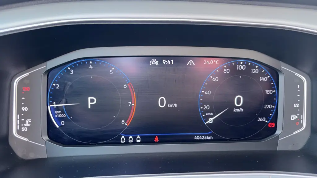 VOLKSWAGEN T-Cross - Foto