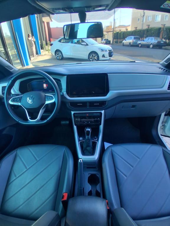 VOLKSWAGEN T-Cross - Foto