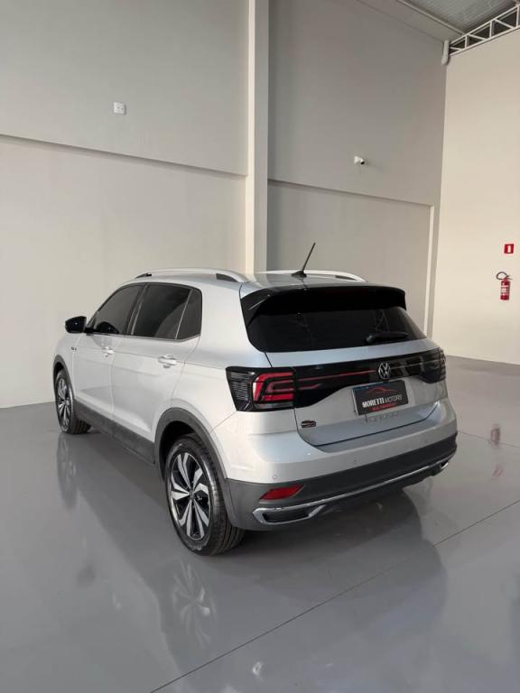 VOLKSWAGEN T-Cross - Foto