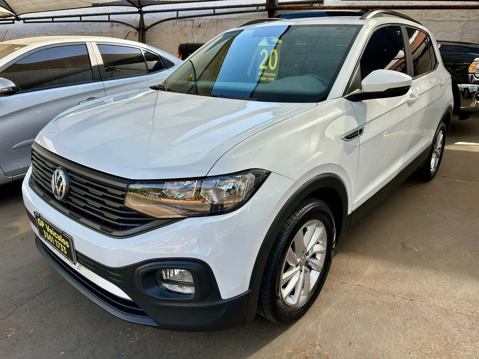 VOLKSWAGEN T-Cross - Foto