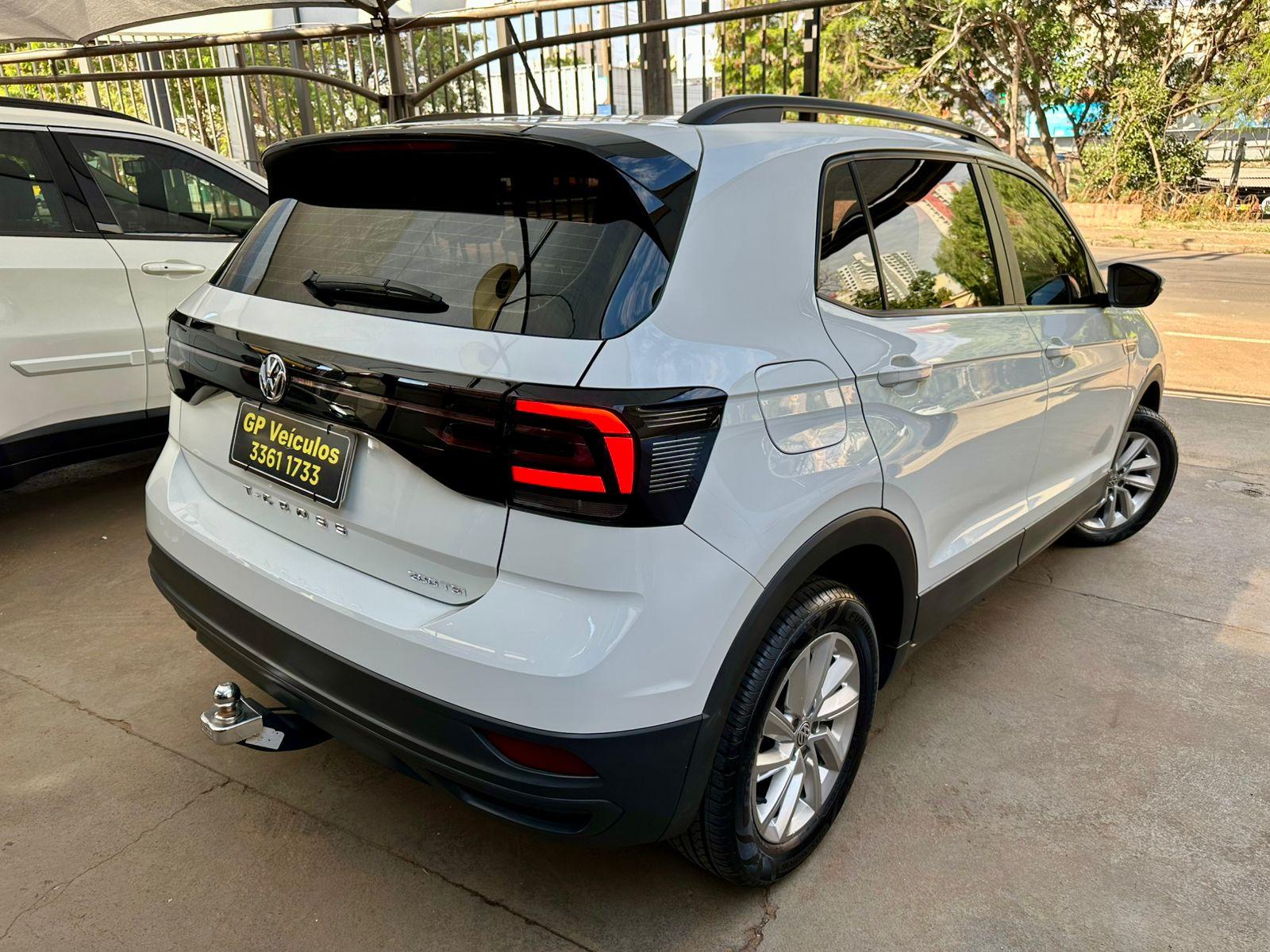 VOLKSWAGEN T-Cross - Foto