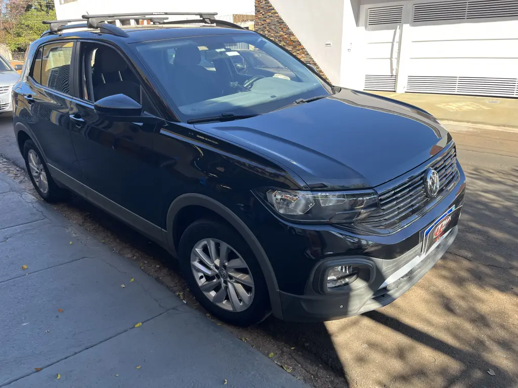 VOLKSWAGEN T-Cross - Foto