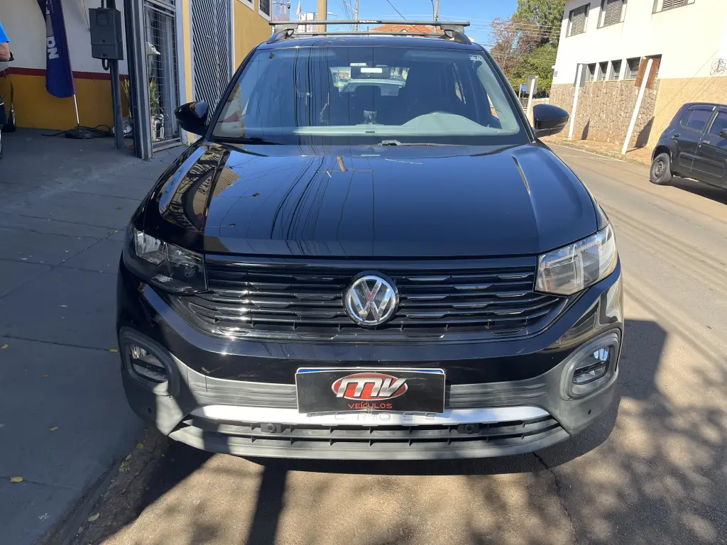 VOLKSWAGEN T-Cross - Foto