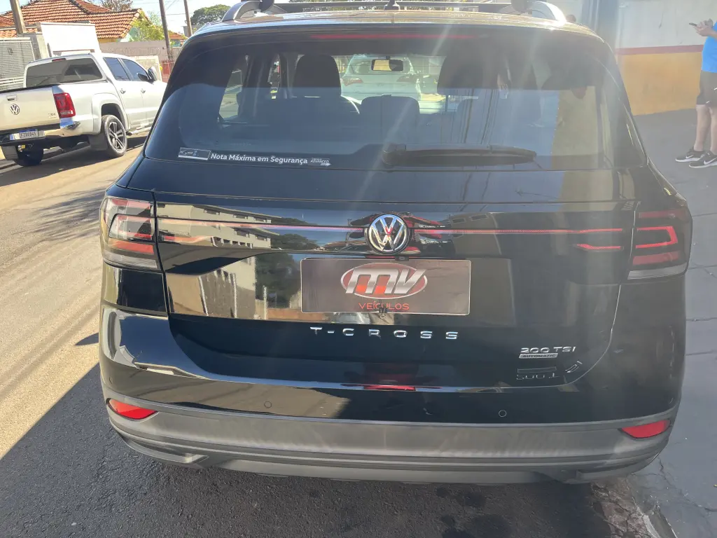 VOLKSWAGEN T-Cross - Foto