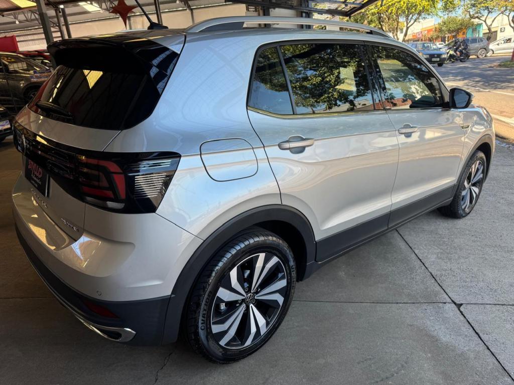 VOLKSWAGEN T-Cross - Foto