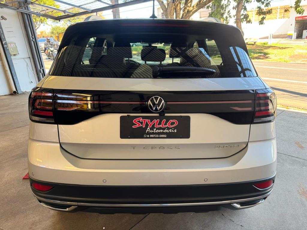 VOLKSWAGEN T-Cross - Foto
