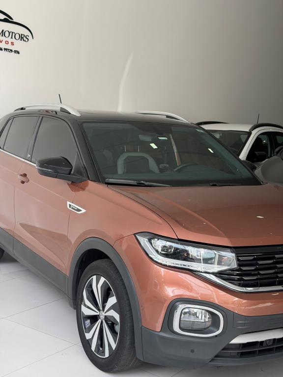 VOLKSWAGEN T-Cross - Foto