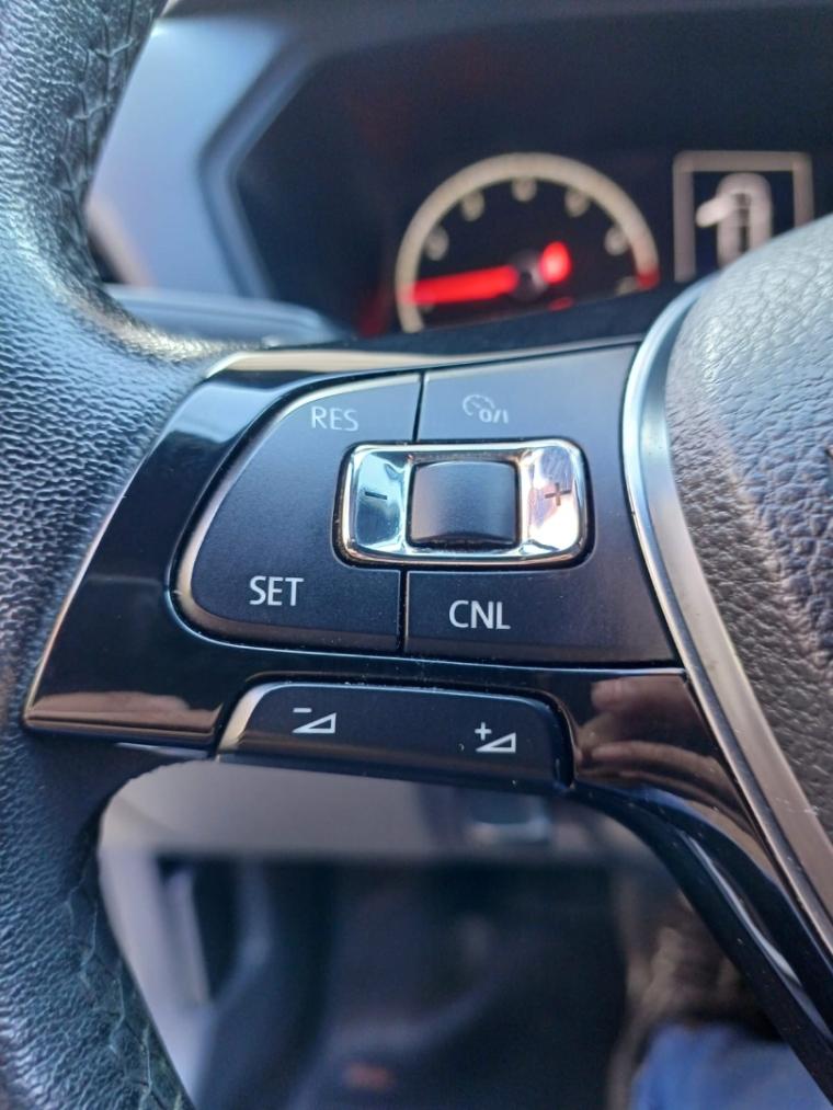 VOLKSWAGEN T-Cross - Foto