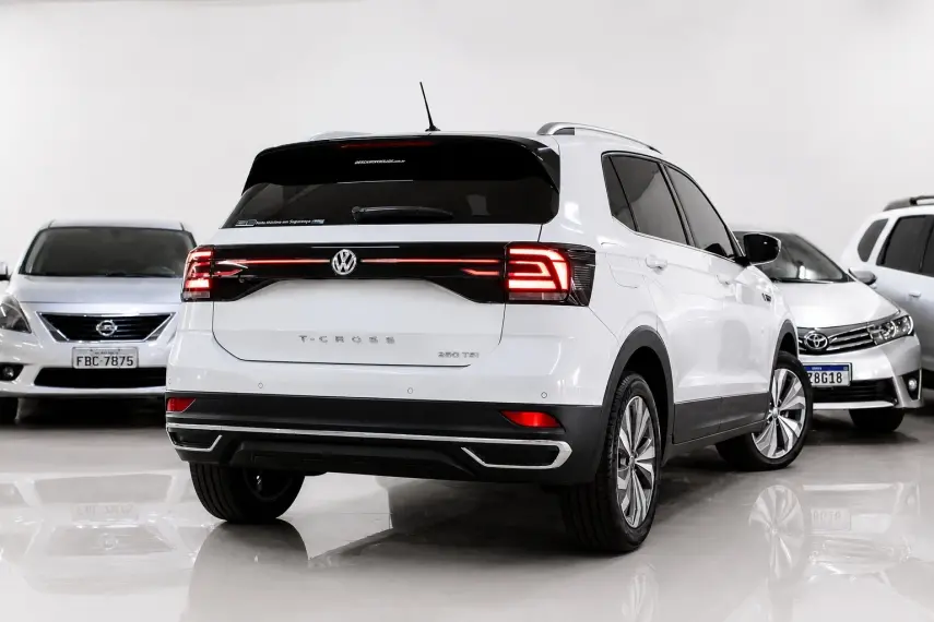 VOLKSWAGEN T-Cross - Foto