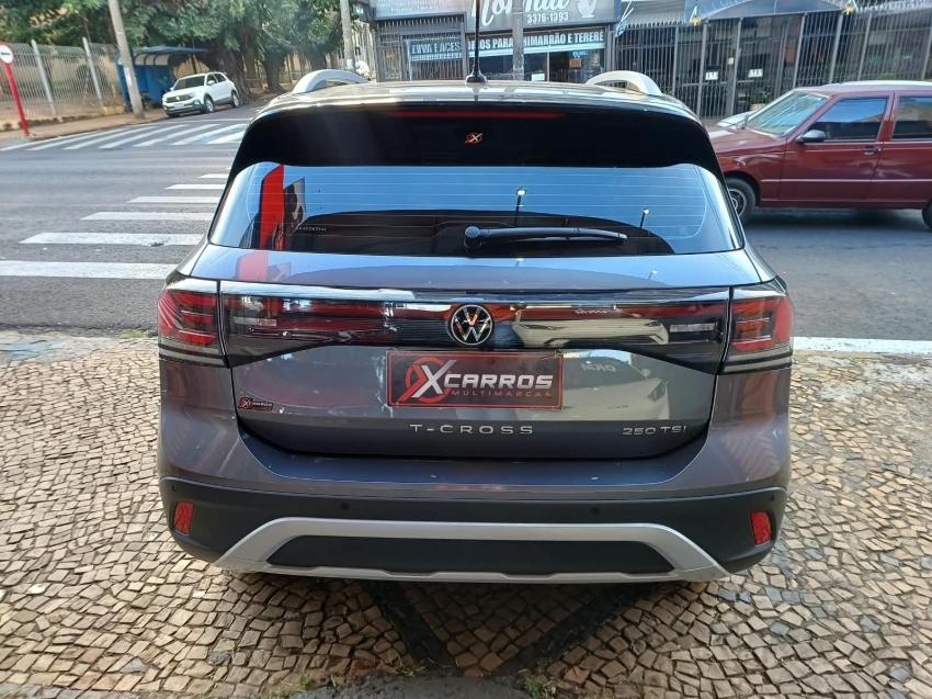 VOLKSWAGEN T-Cross - Foto