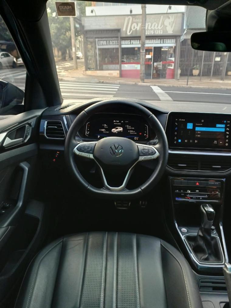 VOLKSWAGEN T-Cross - Foto