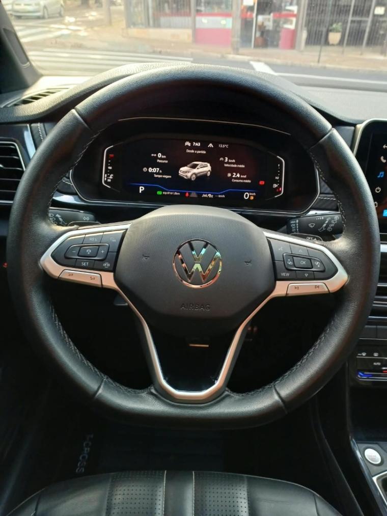 VOLKSWAGEN T-Cross - Foto