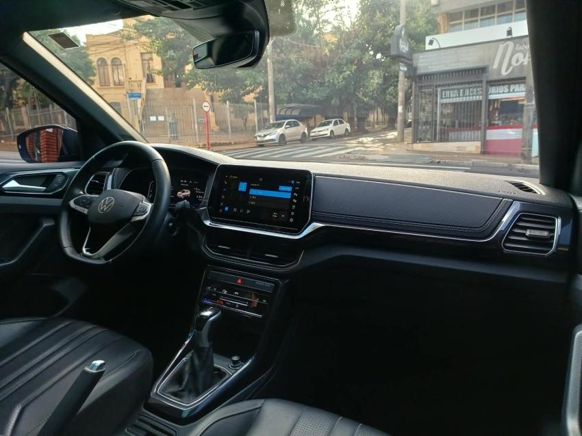 VOLKSWAGEN T-Cross - Foto