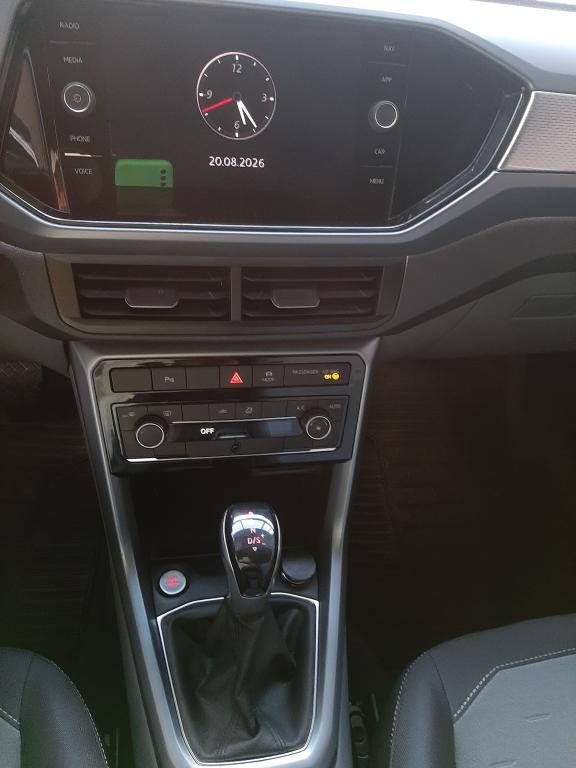 VOLKSWAGEN T-Cross - Foto