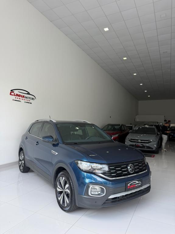 VOLKSWAGEN T-Cross - Foto