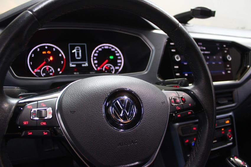 VOLKSWAGEN T-Cross - Foto