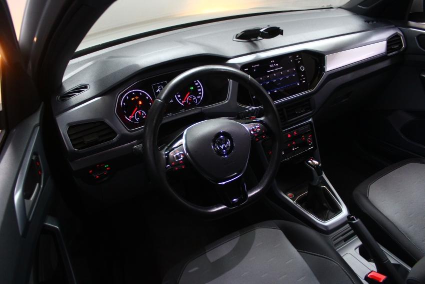 VOLKSWAGEN T-Cross - Foto