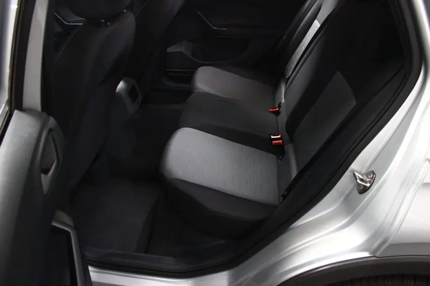 VOLKSWAGEN T-Cross - Foto