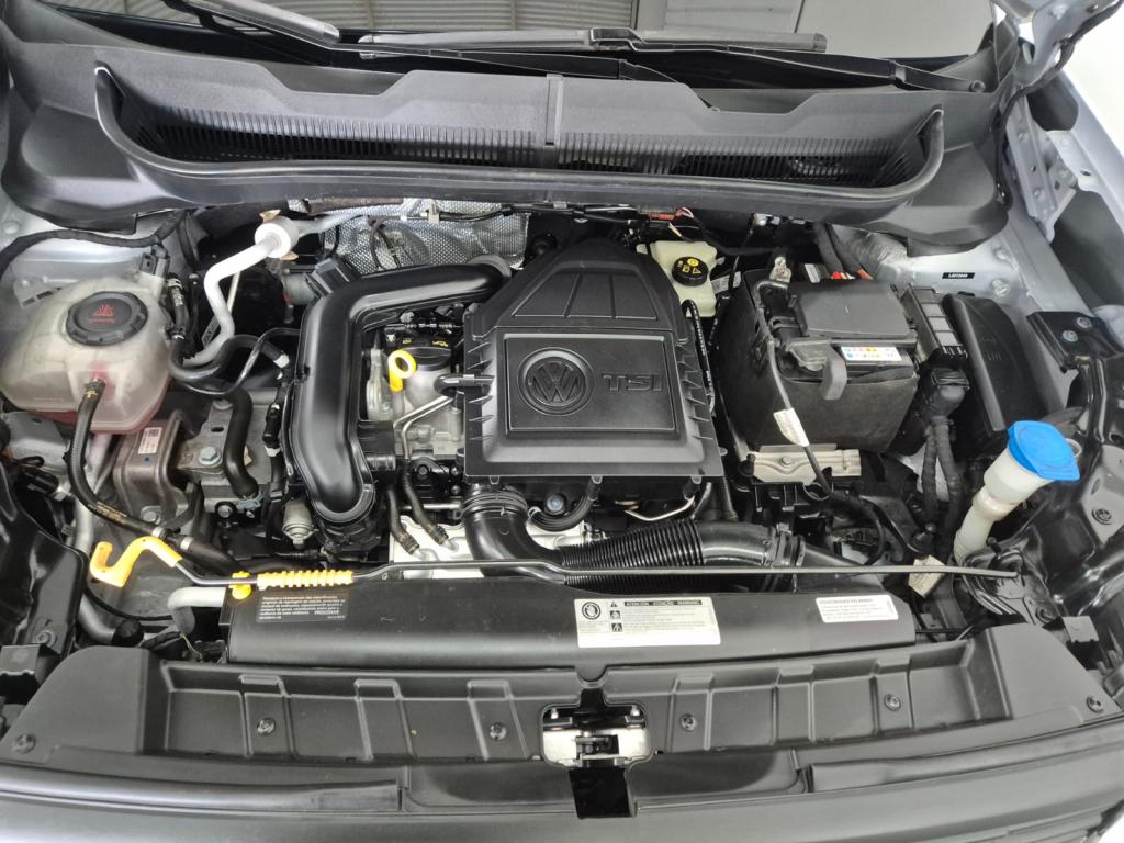 VOLKSWAGEN T-Cross - Foto