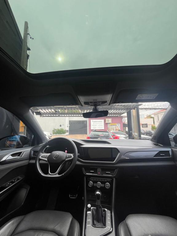 VOLKSWAGEN Taos - Foto