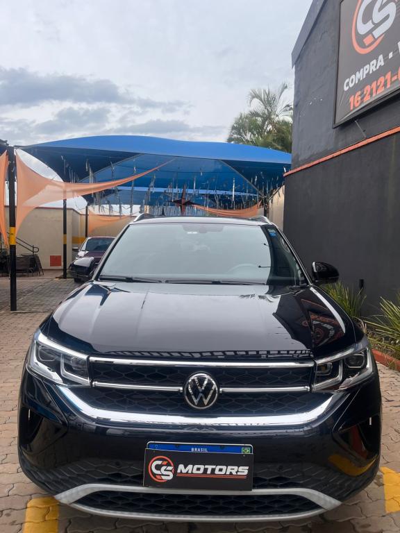 VOLKSWAGEN Taos - Foto