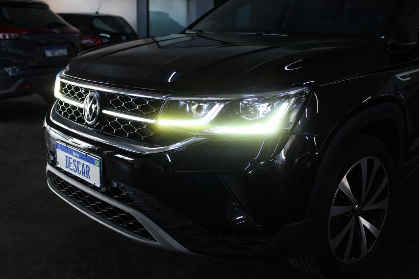 VOLKSWAGEN Taos - Foto