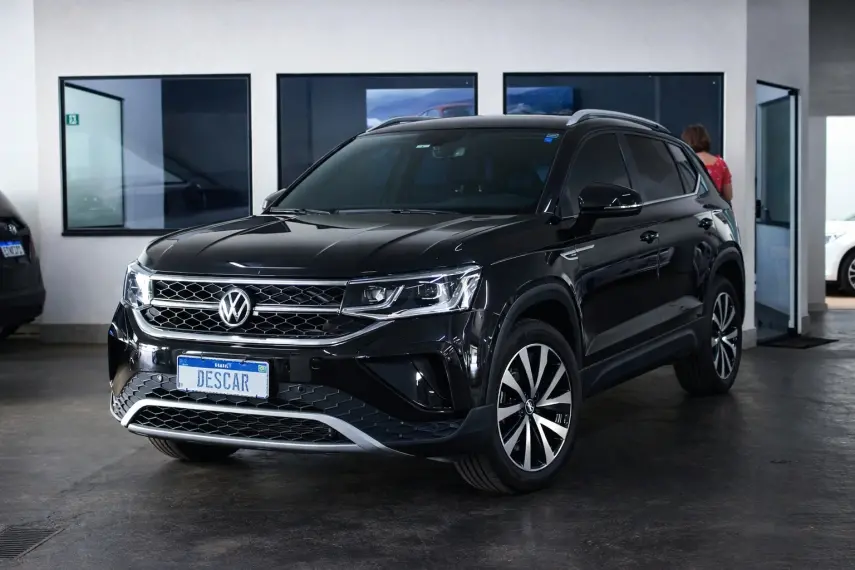 VOLKSWAGEN Taos - Foto