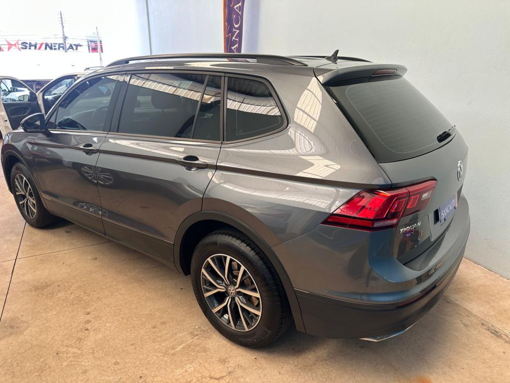 VOLKSWAGEN Tiguan - Foto
