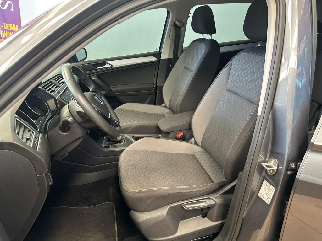 VOLKSWAGEN Tiguan - Foto