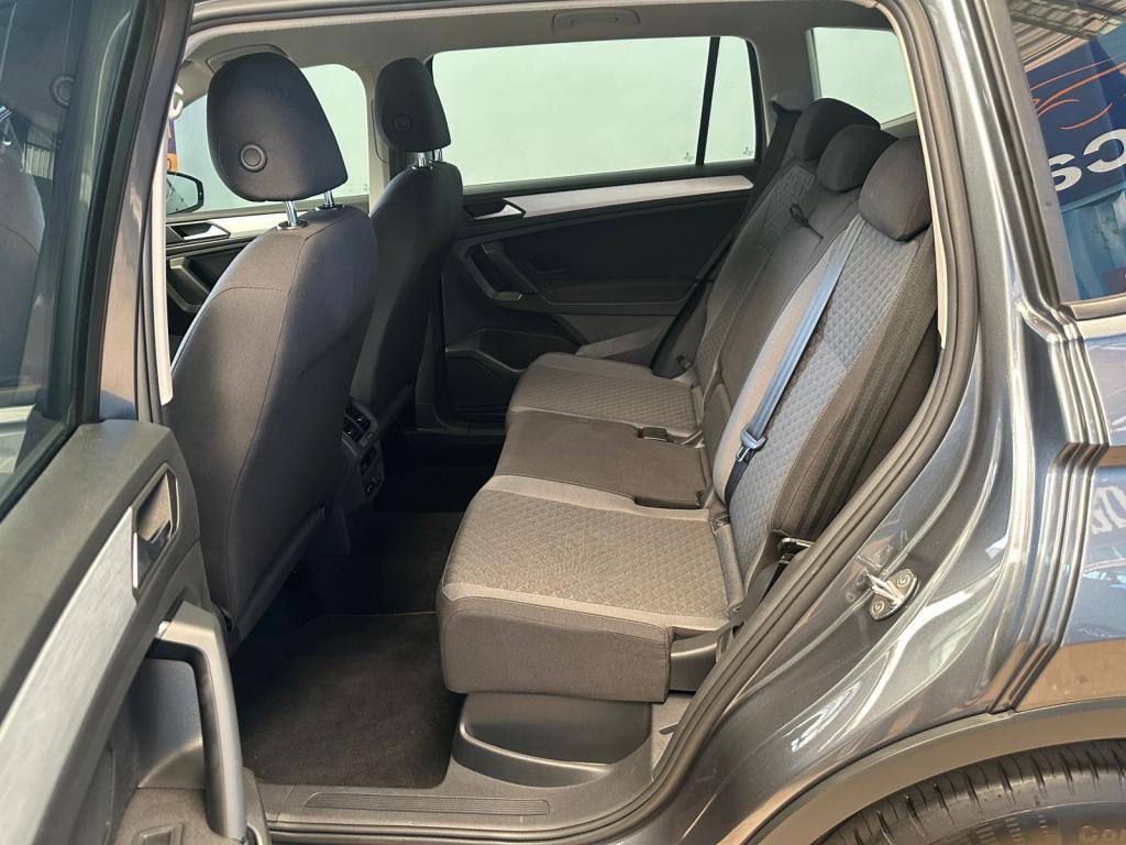 VOLKSWAGEN Tiguan - Foto