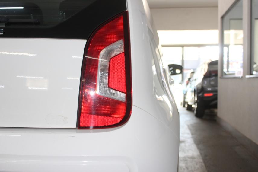 VOLKSWAGEN UP - Foto
