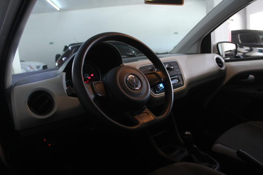 VOLKSWAGEN UP - Foto