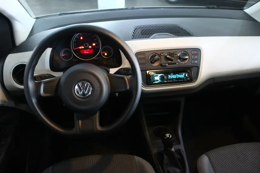 VOLKSWAGEN UP - Foto