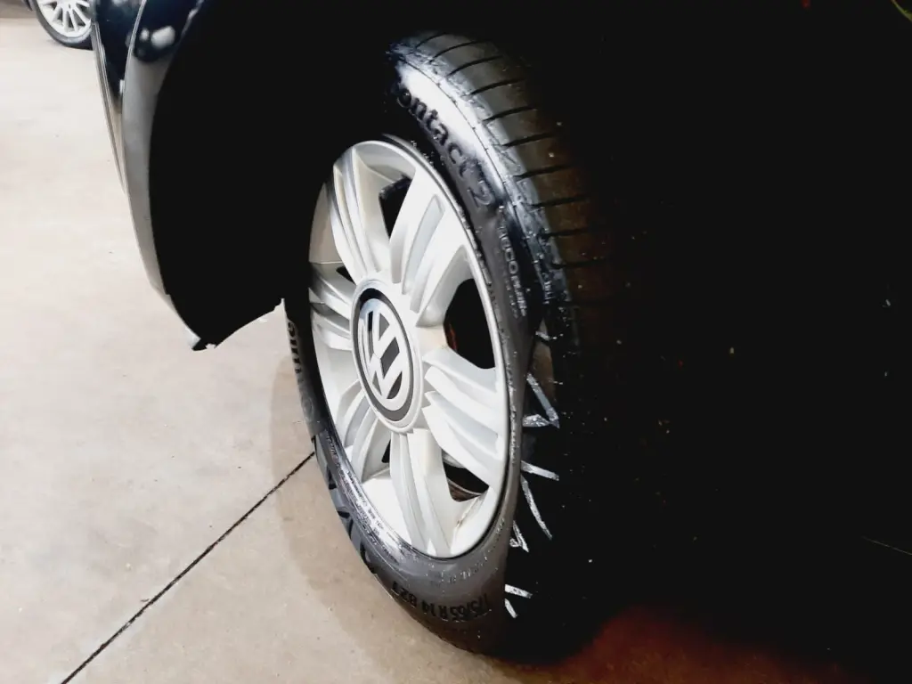 VOLKSWAGEN UP - Foto