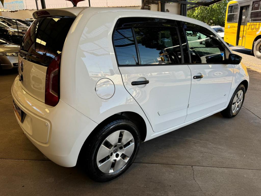 VOLKSWAGEN UP - Foto