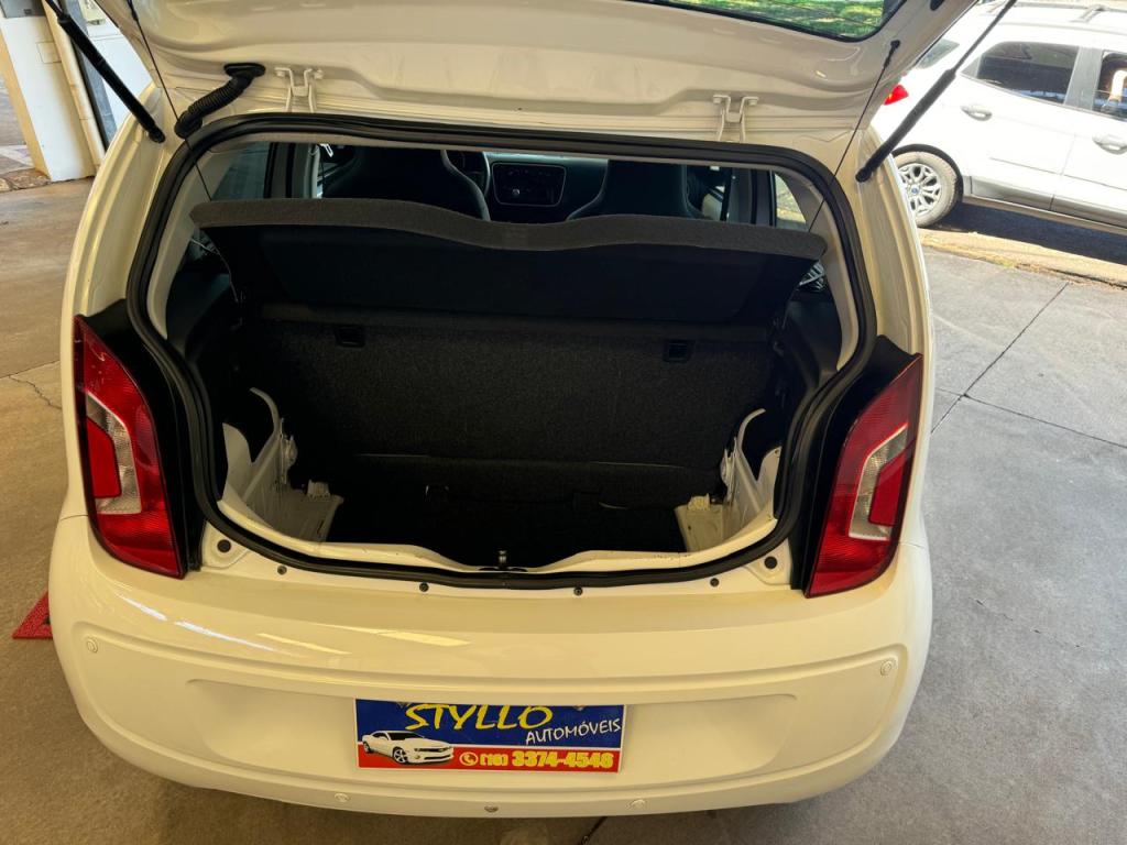 VOLKSWAGEN UP - Foto