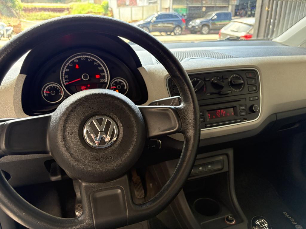 VOLKSWAGEN UP - Foto