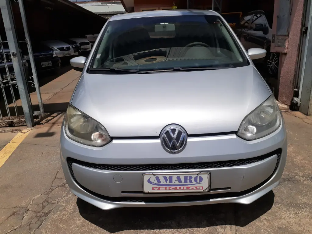 VOLKSWAGEN UP - Foto