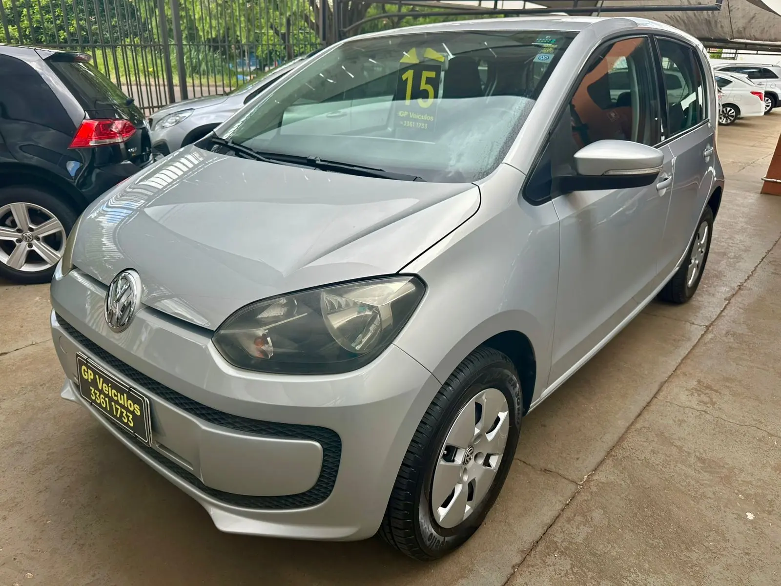 VOLKSWAGEN UP