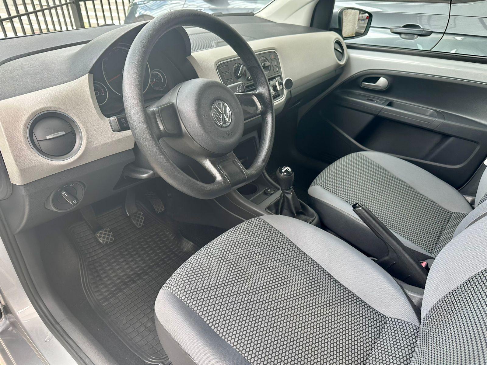 VOLKSWAGEN UP - Foto