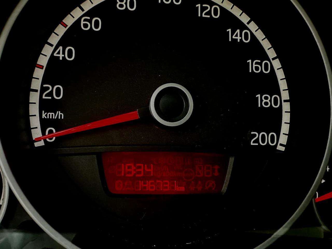 VOLKSWAGEN UP - Foto