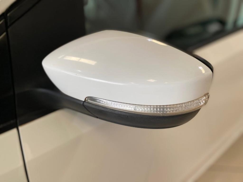 VOLKSWAGEN UP - Foto