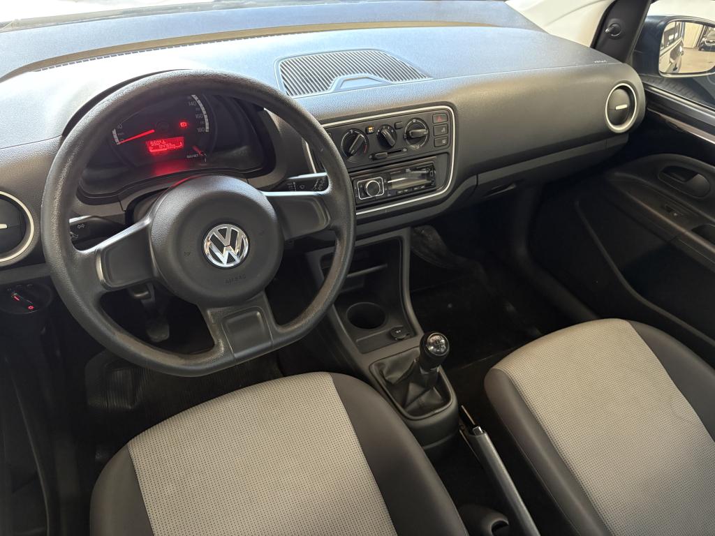 VOLKSWAGEN UP - Foto