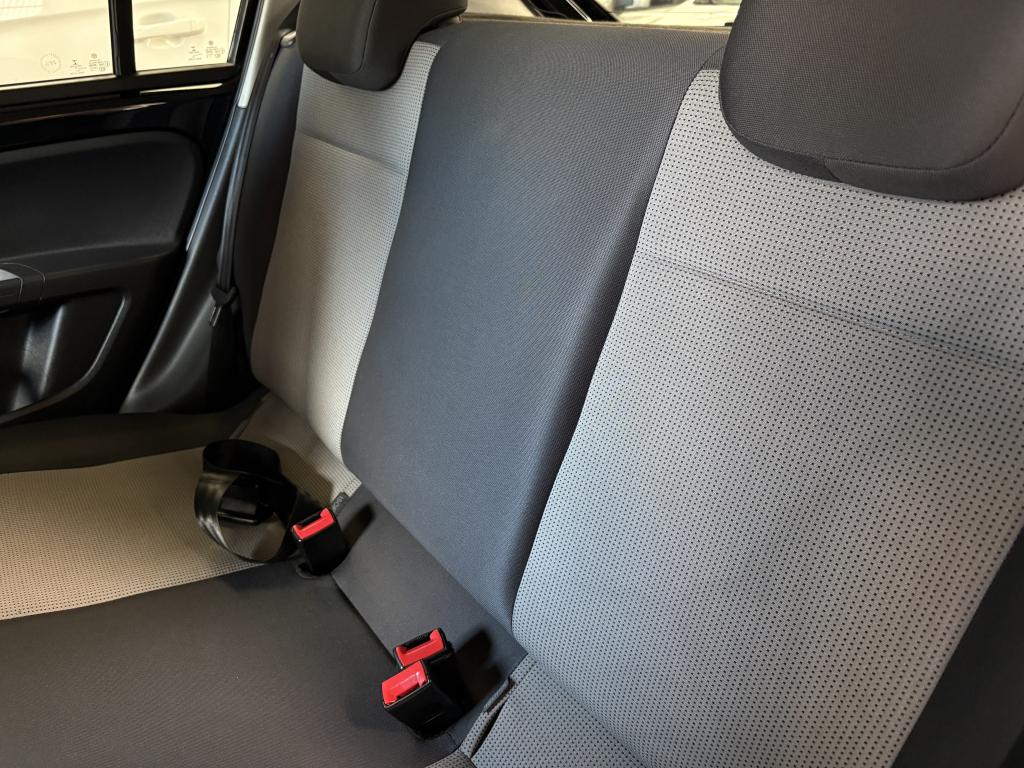 VOLKSWAGEN UP - Foto