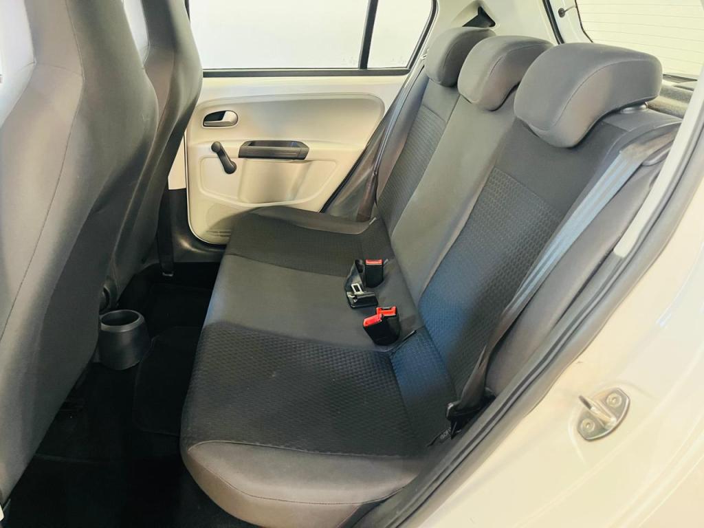 VOLKSWAGEN UP - Foto