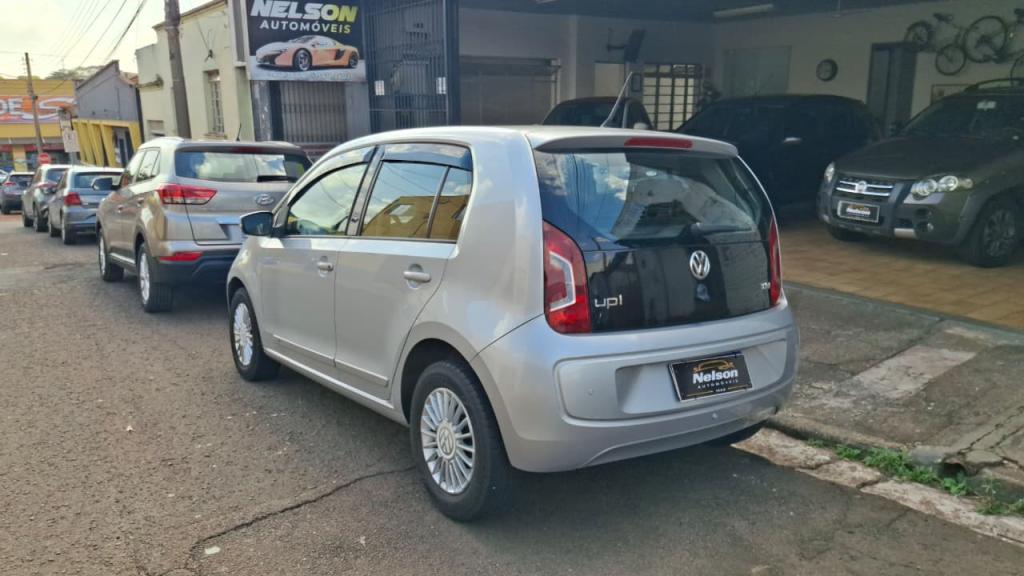 VOLKSWAGEN UP - Foto