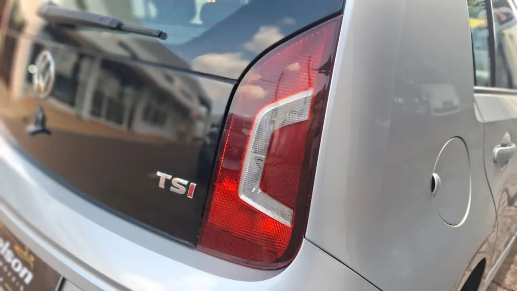 VOLKSWAGEN UP - Foto